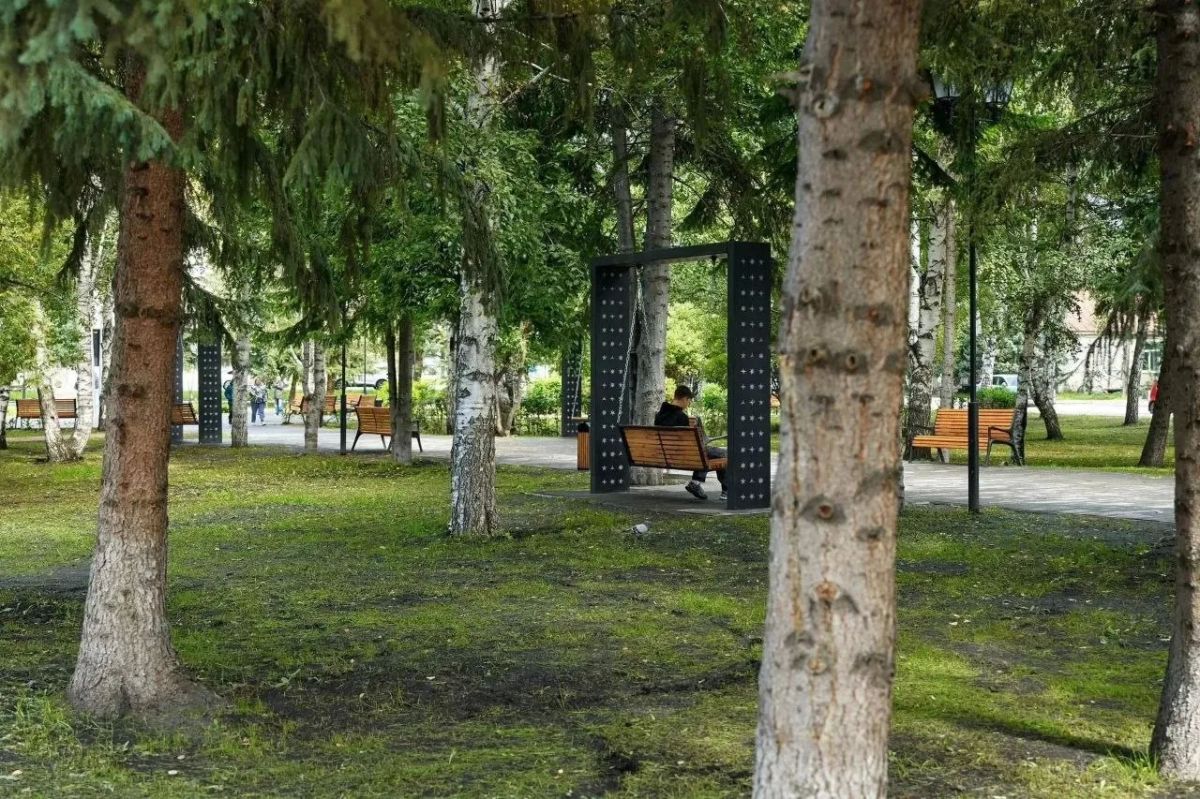 В День города в Горно-Алтайске открыли обновлённый сквер имени Григория Чорос-Гуркина В День города в Горно-Алтайске открыли обновлённый сквер имени Григория Чорос-Гуркина