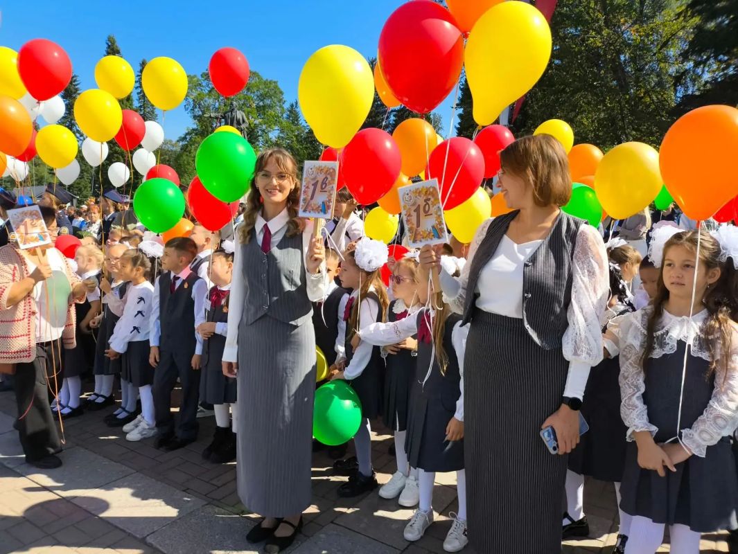 Сегодня наш любимый город отмечает 202-й день рождения! Сегодня наш любимый город отмечает 202-й день рождения!