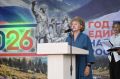 Председатель комитета по здравоохранению и социальной защите Алёна Казанцева поздравила жителей и гостей Маймы с 216-летием села