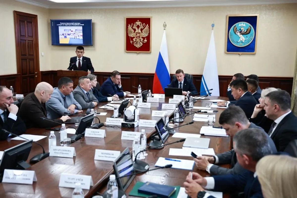 Физкультурно-оздоровительные комплексы появятся во всех райцентрах региона в ближайшую пятилетку Физкультурно-оздоровительные комплексы появятся во всех райцентрах региона в ближайшую пятилетку