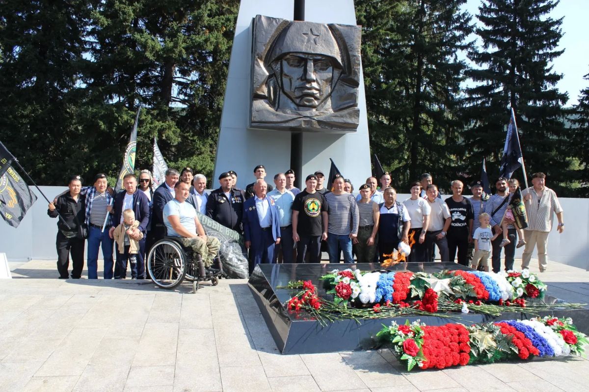 Сегодня в мемориальном комплексе «Парк Победы» состоялось мероприятие, посвящённое Дню танкиста Сегодня в мемориальном комплексе «Парк Победы» состоялось мероприятие, посвящённое Дню танкиста