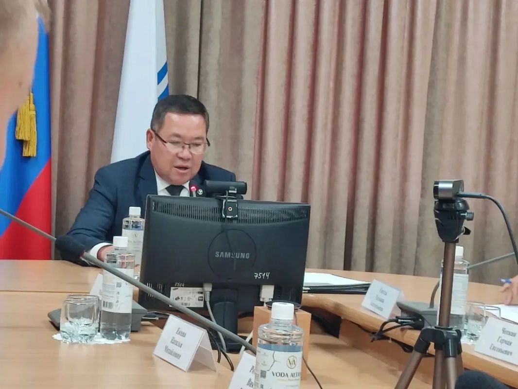 В региональном Парламенте прошло заседание Президиума Госсобрания - Эл Курултай РА В региональном Парламенте прошло заседание Президиума Госсобрания - Эл Курултай РА