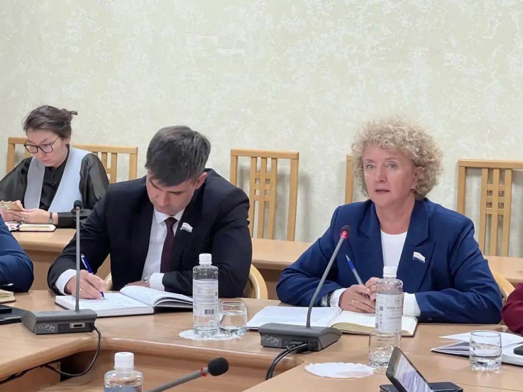 Участники Правительственного часа отметили, что в регионе сохраняется потребность в педагогических кадрах Участники Правительственного часа отметили, что в регионе сохраняется потребность в педагогических кадрах