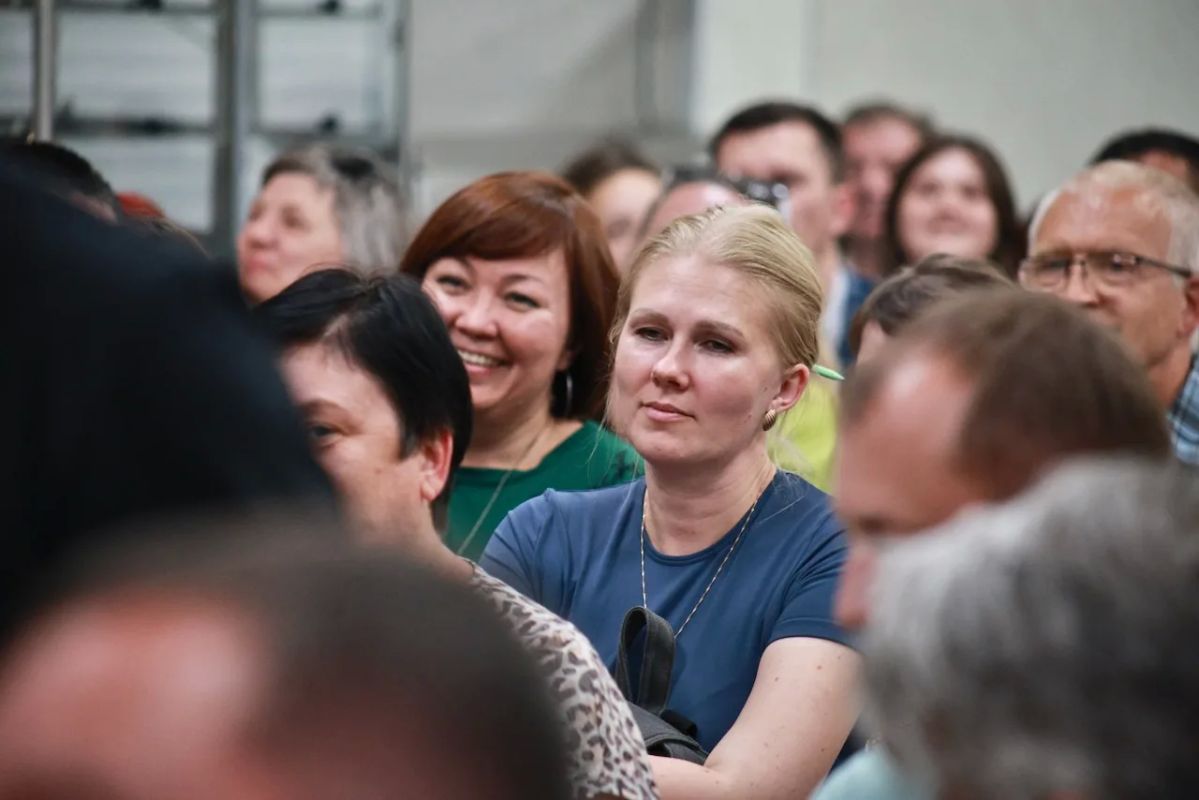 Андрей Турчак: Встретились с жителями городских микрорайонов Андрей Турчак: Встретились с жителями городских микрорайонов