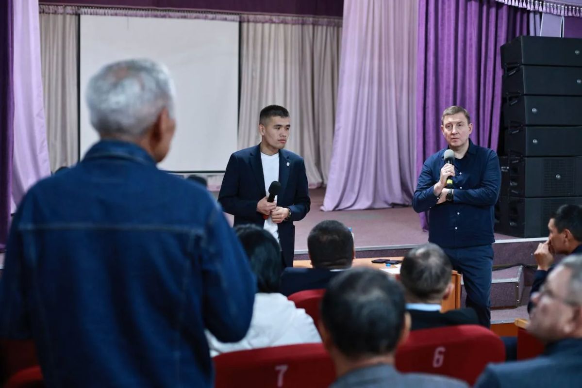 Водоснабжение, соцобъекты и техприсоединение: Андрей Турчак встретился с жителями Улагана Водоснабжение, соцобъекты и техприсоединение: Андрей Турчак встретился с жителями Улагана