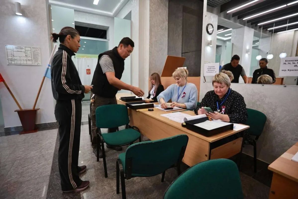 Работа избирательных участков в Республике Алтай на сегодня завершена Работа избирательных участков в Республике Алтай на сегодня завершена