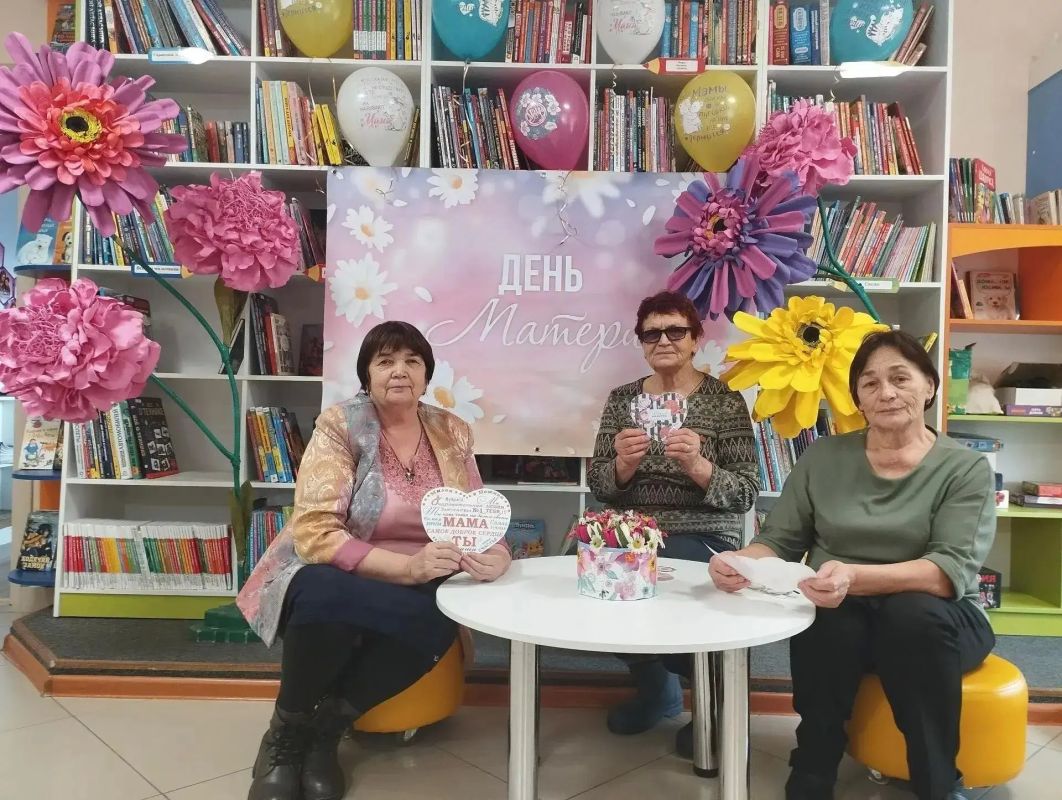 Чойская библиотека — в топ-100 лучших учреждений России Чойская библиотека — в топ-100 лучших учреждений России