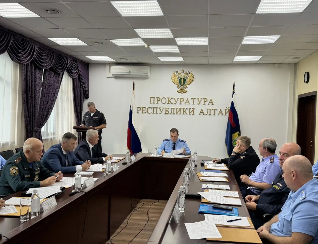 В прокуратуре республики состоялось координационное совещание руководителей правоохранительных органов Республики Алтай В прокуратуре республики состоялось координационное совещание руководителей правоохранительных органов Республики Алтай