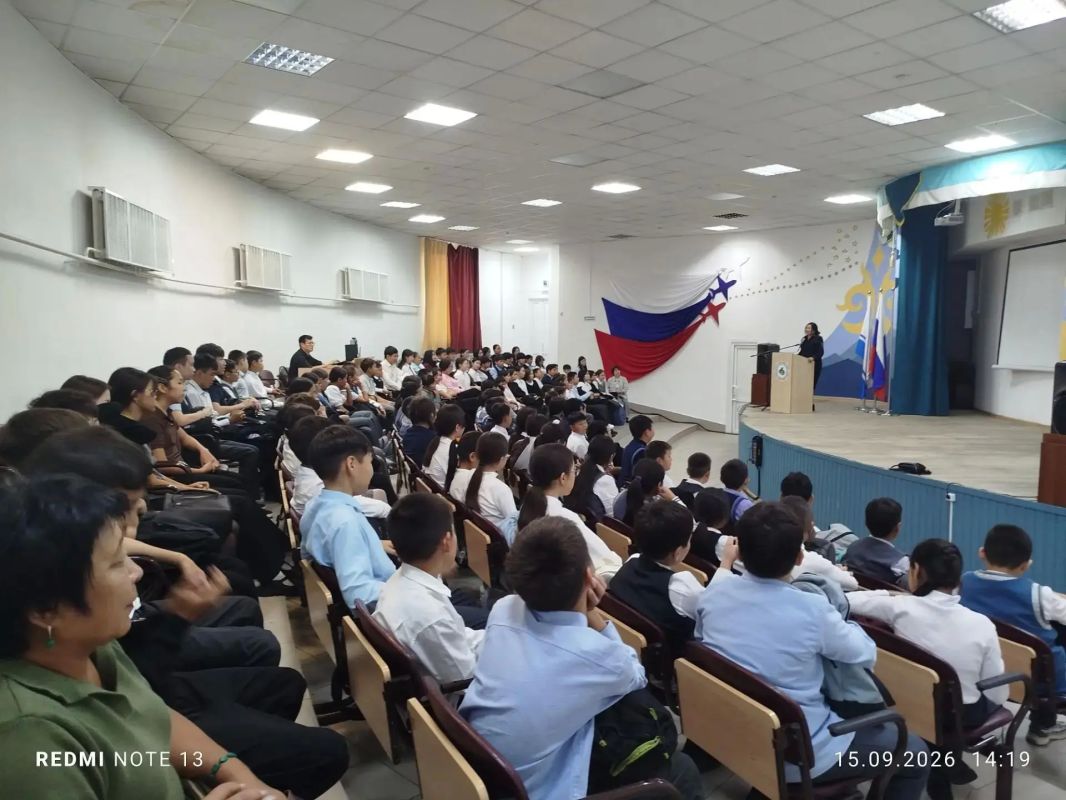 В Республике Алтай сотрудники полиции провели в учебных заведениях антинаркотические классные часы В Республике Алтай сотрудники полиции провели в учебных заведениях антинаркотические классные часы