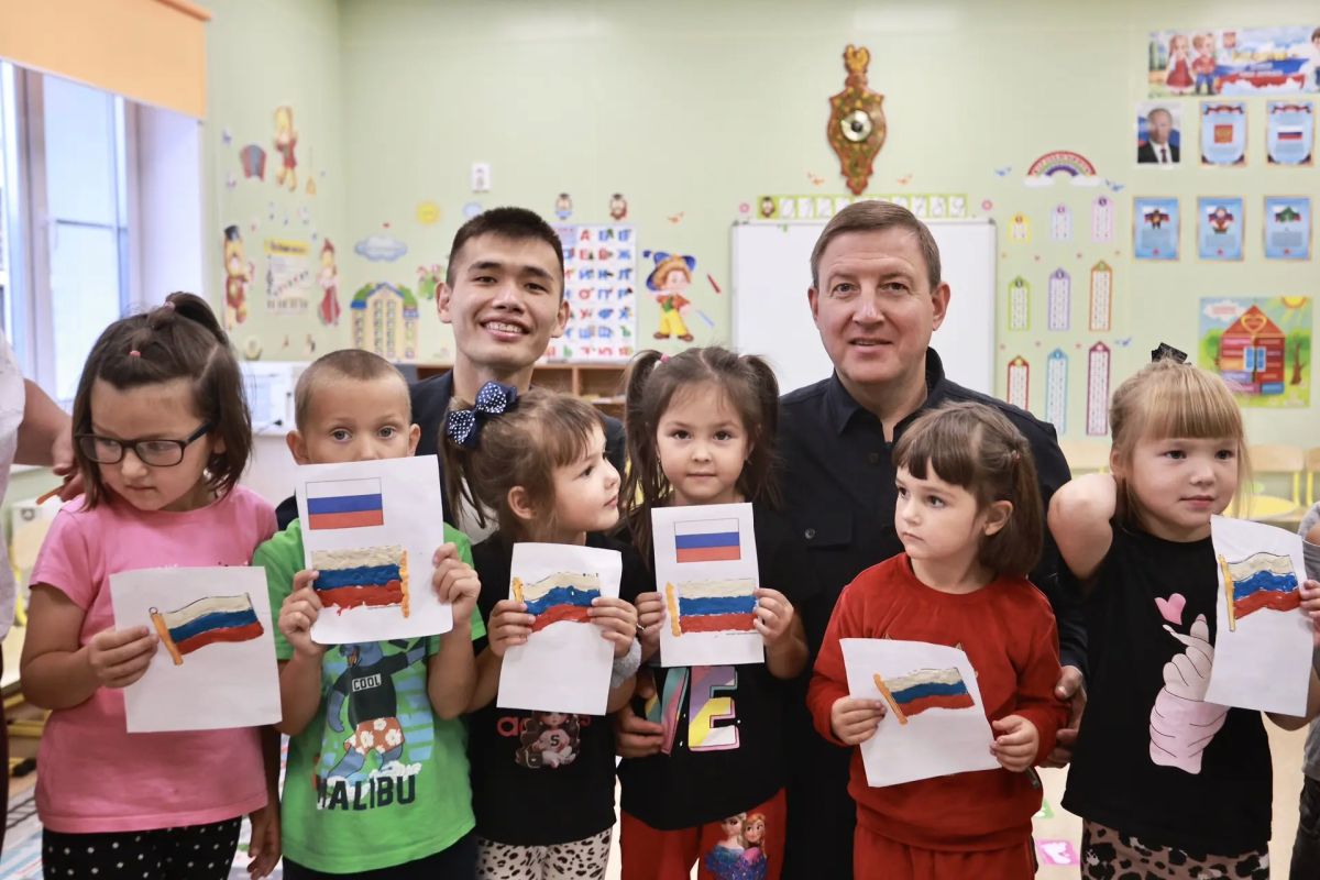 Андрей Турчак: Поздравляю с Днем воспитателя всех, кто работает в наших детских садах Андрей Турчак: Поздравляю с Днем воспитателя всех, кто работает в наших детских садах