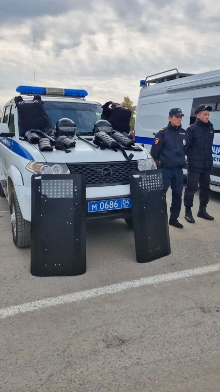 День открытых дверей регионального отделения ДОСААФ России проходит на автодроме в Горно-Алтайске День открытых дверей регионального отделения ДОСААФ России проходит на автодроме в Горно-Алтайске