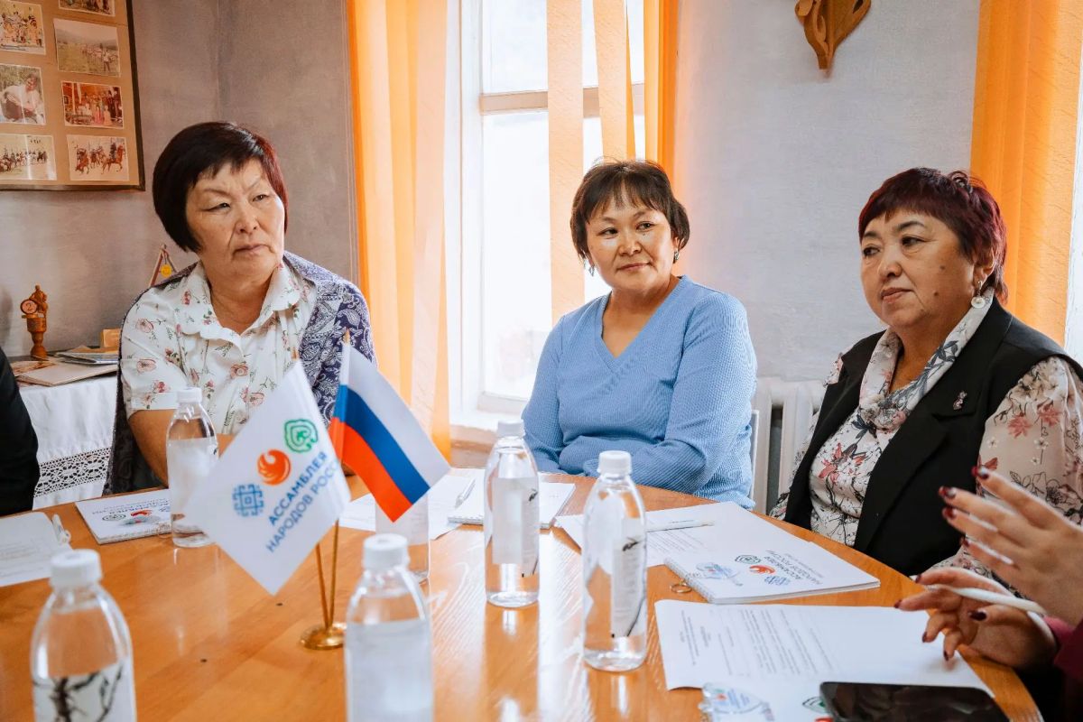 Круглый стол: говорим о главном Круглый стол: говорим о главном