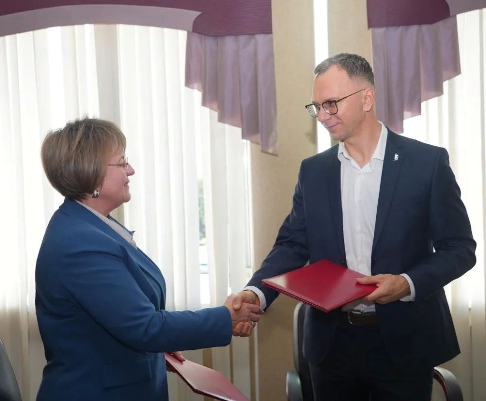 Компания по производству биологически активных добавок к пище АО «Юнигрупп Лайф» стало третьим в Алтайском крае предприятием, заключившим соглашение с Правительством региона о внедрении Корпоративного демографического... Компания по производству биологически активных добавок к пище АО «Юнигрупп Лайф» стало третьим в Алтайском крае предприятием, заключившим соглашение с Правительством региона о внедрении Корпоративного демографического...