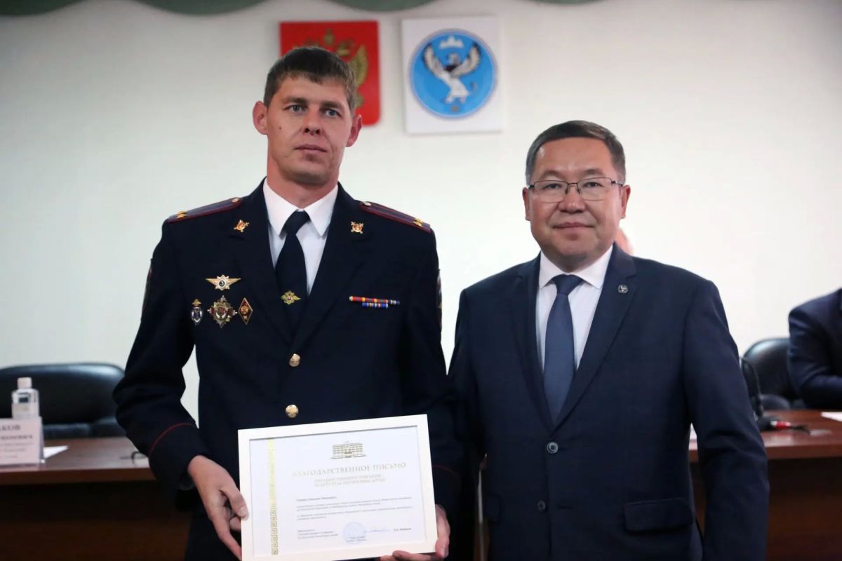 В МВД по Республике Алтай состоялось торжественное мероприятие, посвященное 108-ой годовщине создания службы уголовного розыска В МВД по Республике Алтай состоялось торжественное мероприятие, посвященное 108-ой годовщине создания службы уголовного розыска