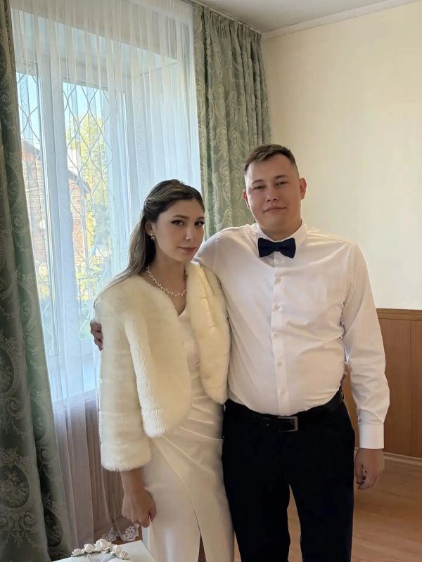 Говорят, что если пожениться в красивую дату, то и семейная жизнь будет счастливой Говорят, что если пожениться в красивую дату, то и семейная жизнь будет счастливой