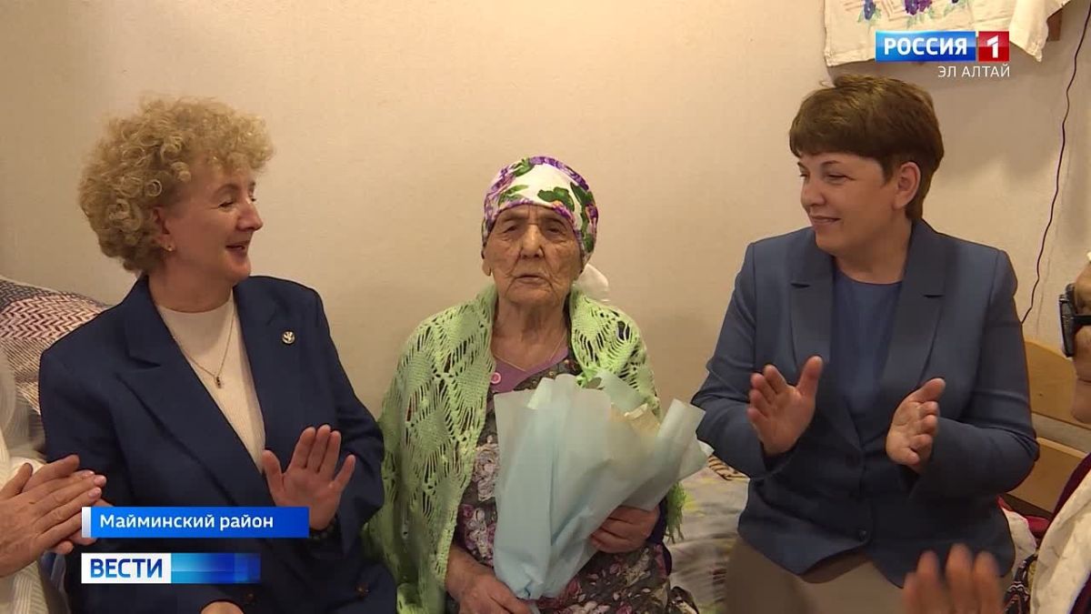 107 лет исполнилось жительнице Маймы Полине Манеевой