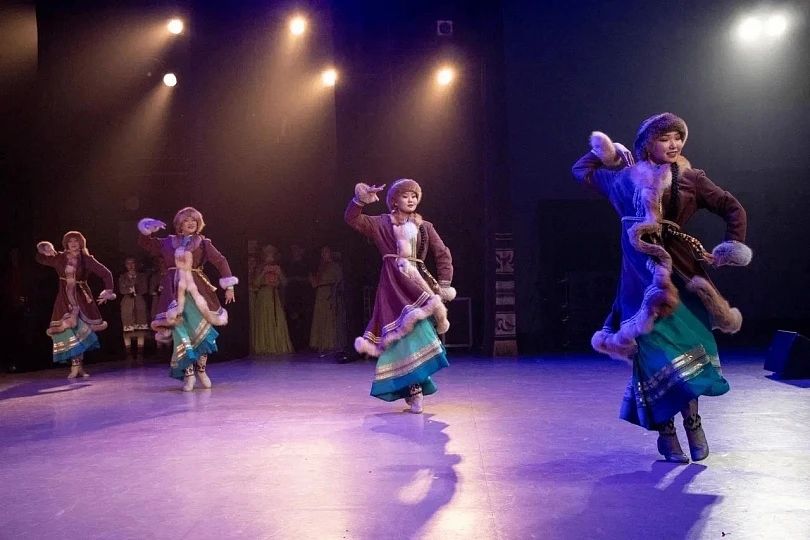 Республика Алтай представила культуру коренных народов на Всероссийском форуме в Томске Республика Алтай представила культуру коренных народов на Всероссийском форуме в Томске