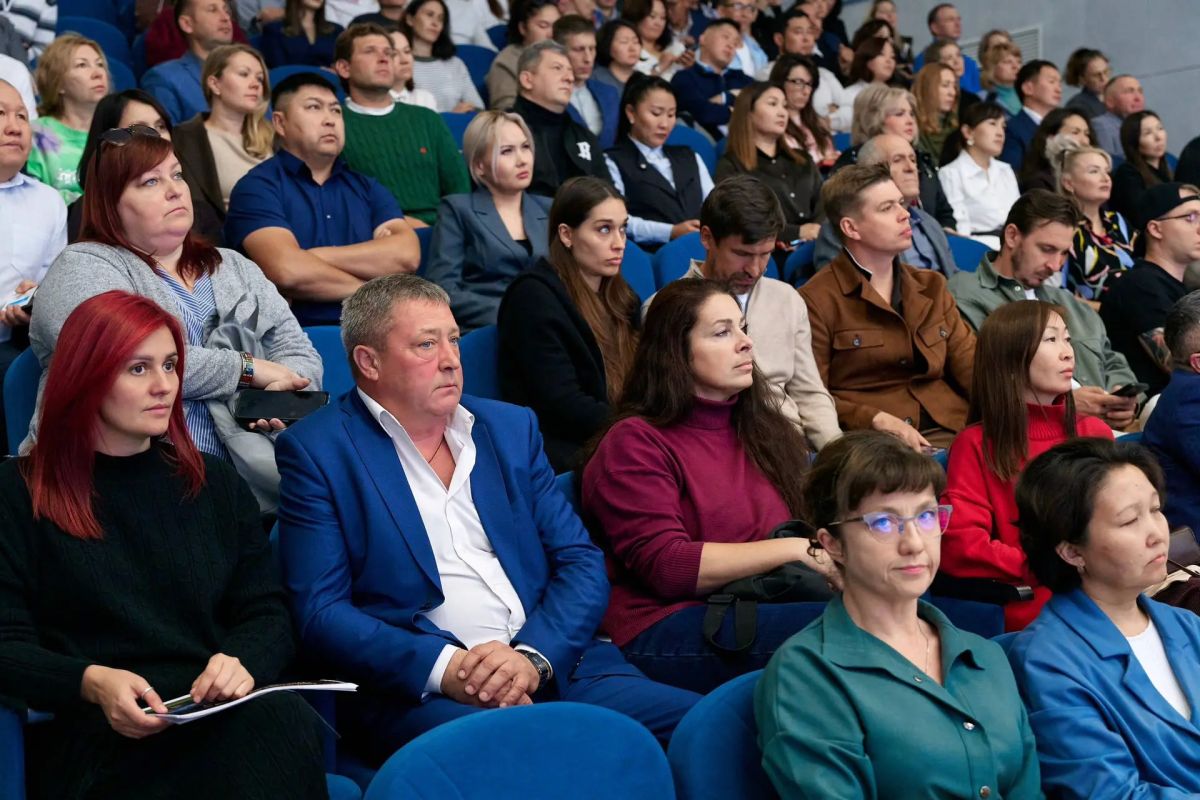 Александр Прокопьев: Впереди — зимний туристический сезон в Республике Алтай Александр Прокопьев: Впереди — зимний туристический сезон в Республике Алтай
