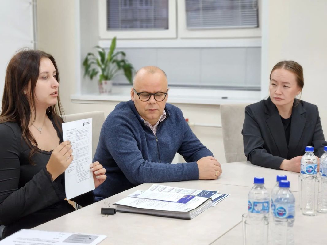 В Республике Алтай начали выдавать ветеранские удостоверения бойцам «Шторм Z» В Республике Алтай начали выдавать ветеранские удостоверения бойцам «Шторм Z»