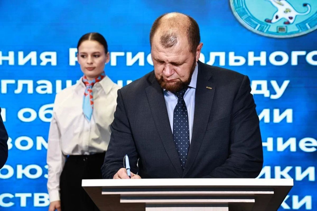 Правительство, работодатели и профсоюзы Республики Алтай подписали соглашение о сотрудничестве Правительство, работодатели и профсоюзы Республики Алтай подписали соглашение о сотрудничестве