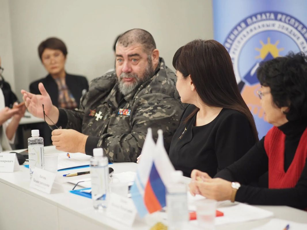 Новый состав Общественной палаты Республики Алтай VIII приступил к работе Новый состав Общественной палаты Республики Алтай VIII приступил к работе