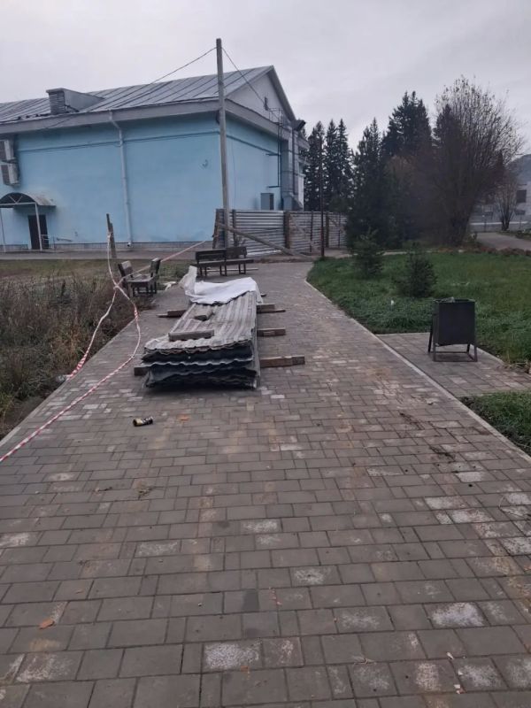 От подписчика. Набережная в районе Голубого Алтая красивая и облагороженная территория, является излюбленным местом отдыха и прогулок у горожан От подписчика. Набережная в районе Голубого Алтая красивая и облагороженная территория, является излюбленным местом отдыха и прогулок у горожан