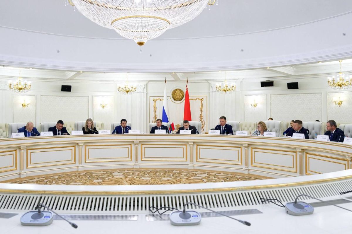 Александр Прокопьев: В рамках VII заседания Рабочей группы по сотрудничеству Республики Беларусь и Республики Алтай доложил об итогах нашей совместной работы и планах на будущее Александр Прокопьев: В рамках VII заседания Рабочей группы по сотрудничеству Республики Беларусь и Республики Алтай доложил об итогах нашей совместной работы и планах на будущее