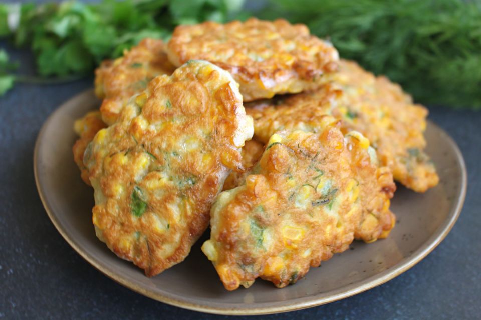 Оладьи из свежей кукурузы: основной ингредиент на вашей кухне