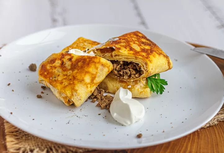 Как приготовить блинчики с мясом: вкусный рецепт для любого случая