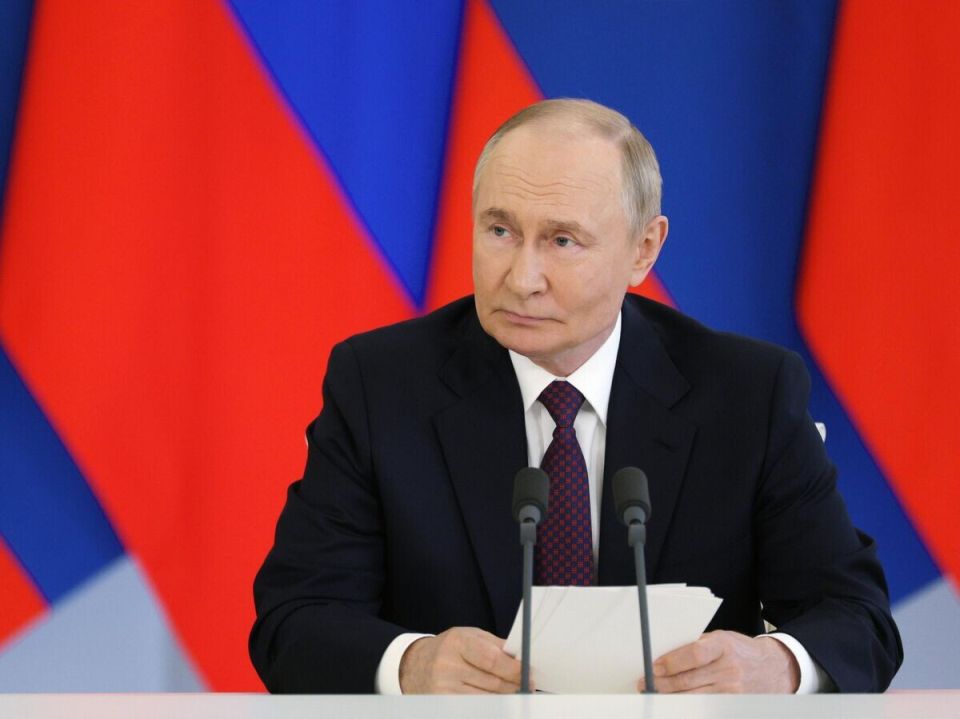 Госслужащие России освобождены от декларирования доходов с 2026 года