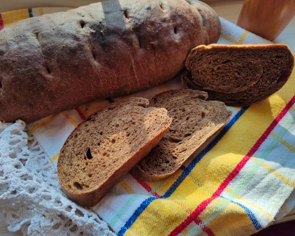 Хлеб с ярким ароматом на солоде и сыворотке на каждый день